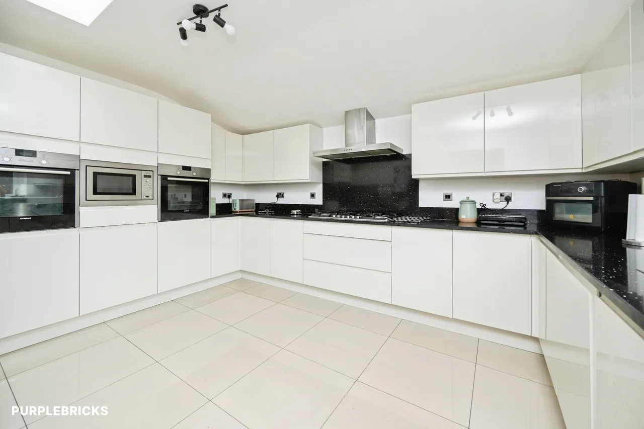 Birch Road, Oldbury, B68, photo 25