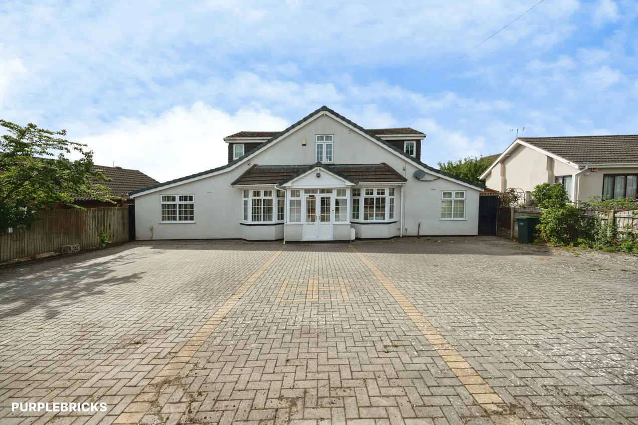 4 bed house for sale, Birch Road, Oldbury, B68