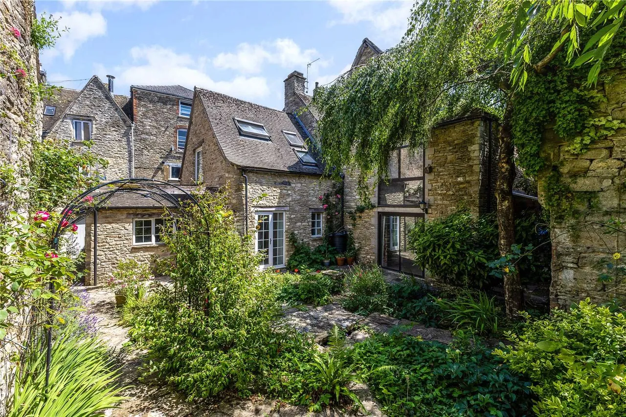 5 bed house for sale — Church Street, Tetbury, GL8 8JG