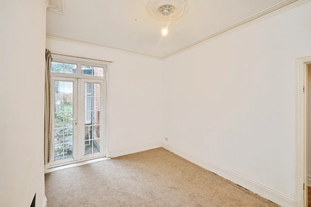 Warwick Road, Birmingham, B11, photo 5