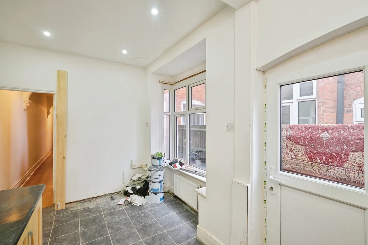 Warwick Road, Birmingham, B11, photo 8
