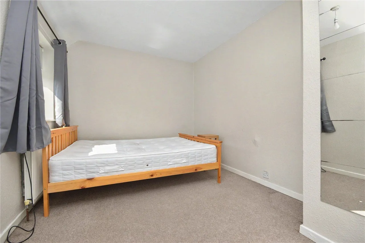 Fillingfir Road, Leeds, LS16, photo 9