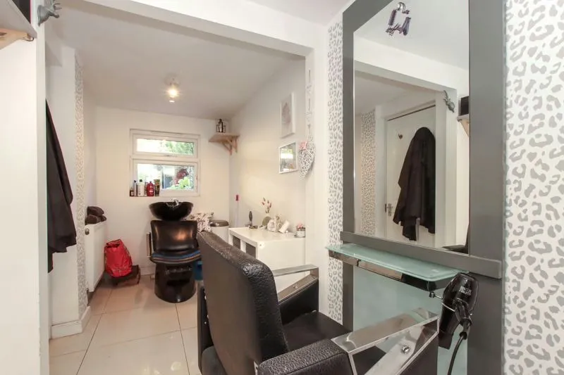 Oliver Close, Park Street, St. Albans, Hertfordshire, AL2 2NA, photo 15