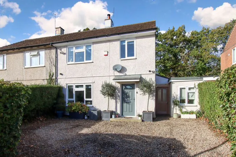 3 bed house for sale — Oliver Close, Park Street, St. Albans, Hertfordshire, AL2 2NA