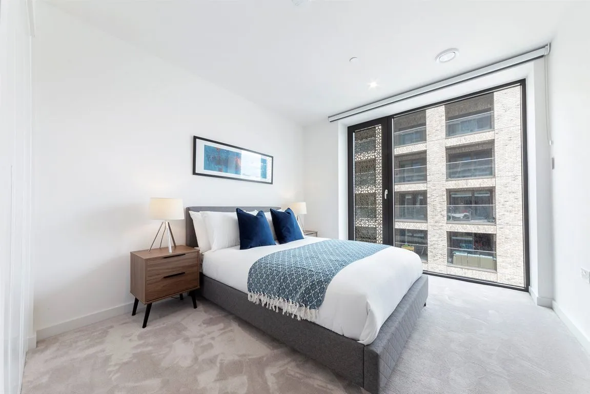 Clipper Street, Royal Wharf, photo 7