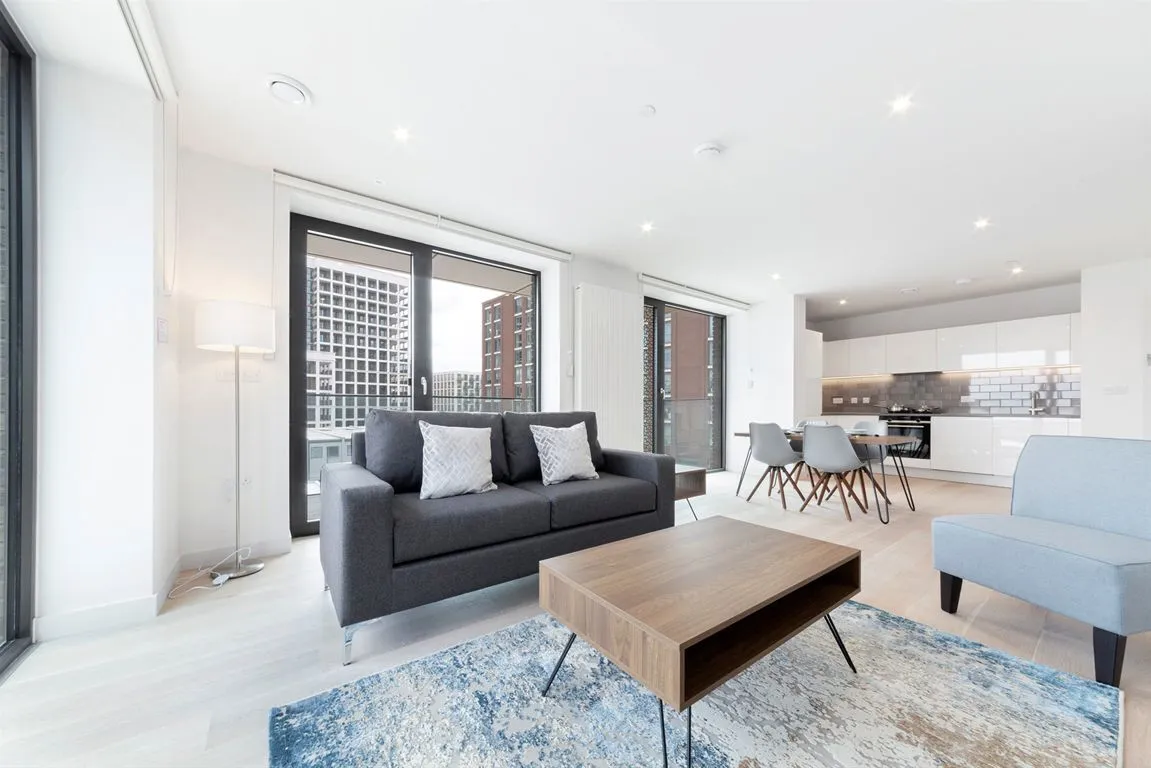 2 bed flat for sale — Clipper Street, Royal Wharf