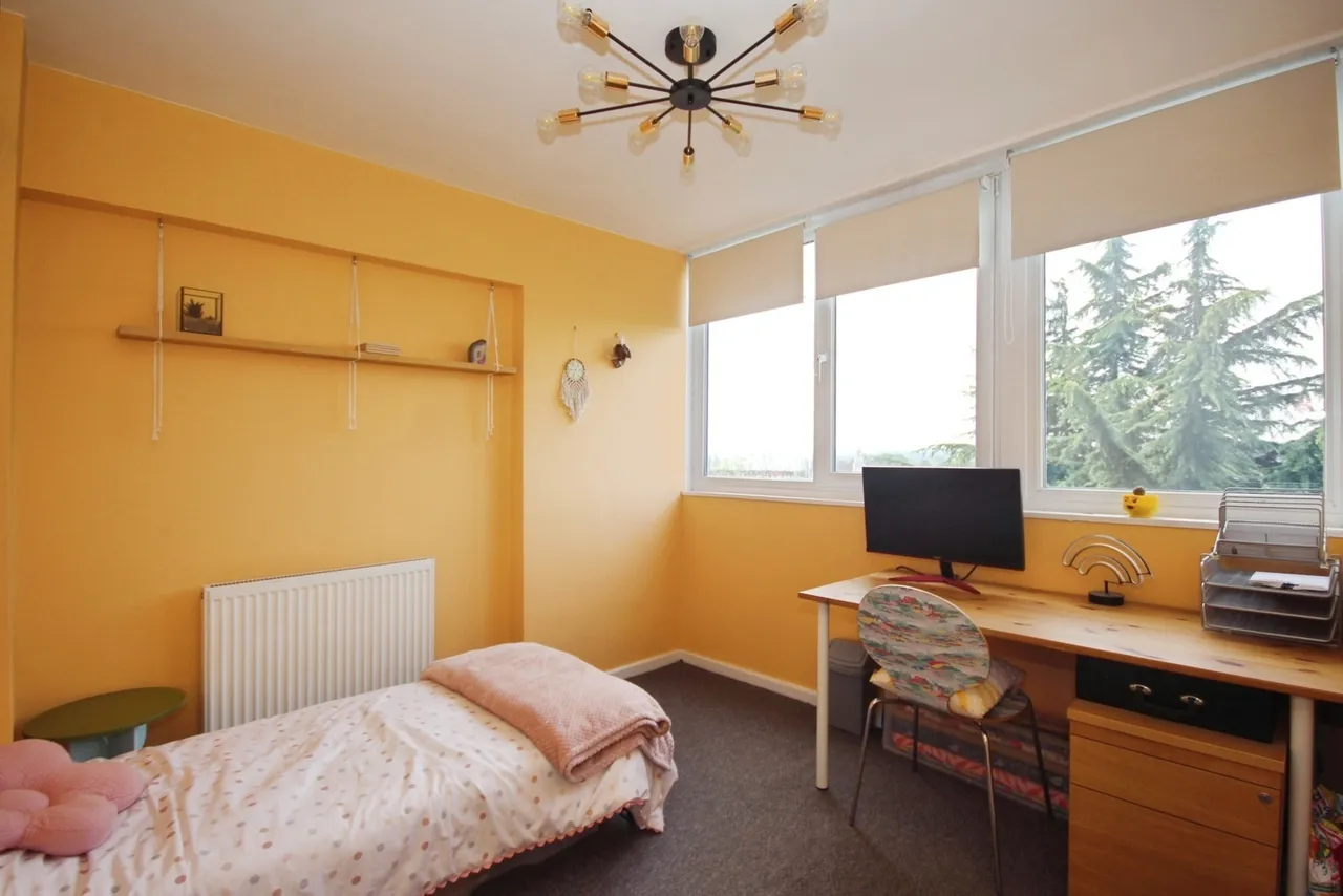Kenilworth Court, Coventry, West Midlands, CV3, photo 7