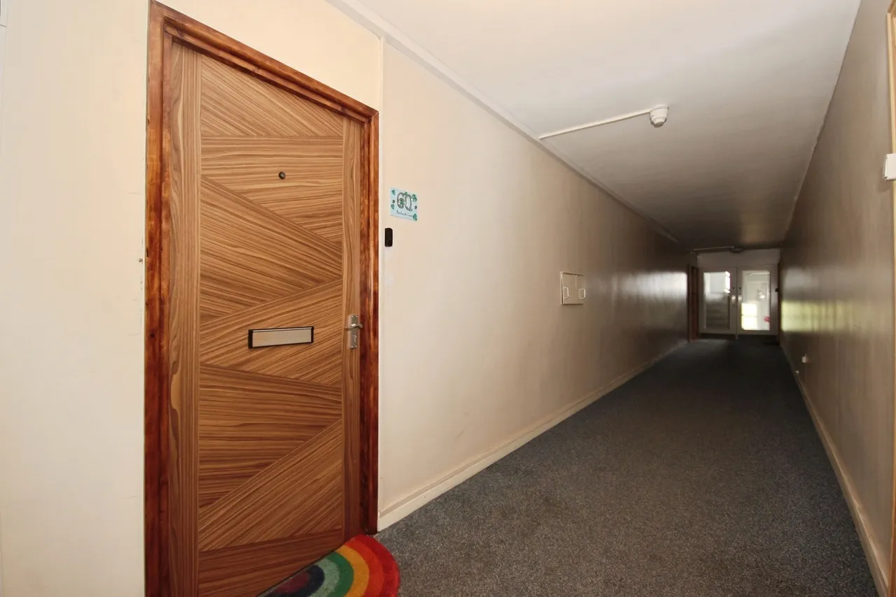 Kenilworth Court, Coventry, West Midlands, CV3, photo 6