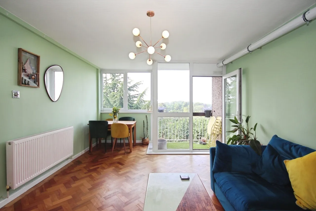 Kenilworth Court, Coventry, West Midlands, CV3, photo 3