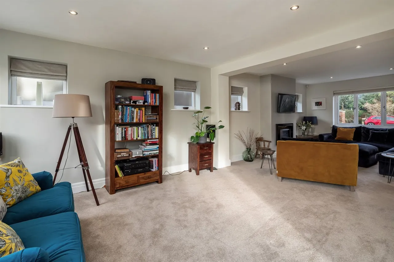 Lightwood Road, Buxton, photo 8