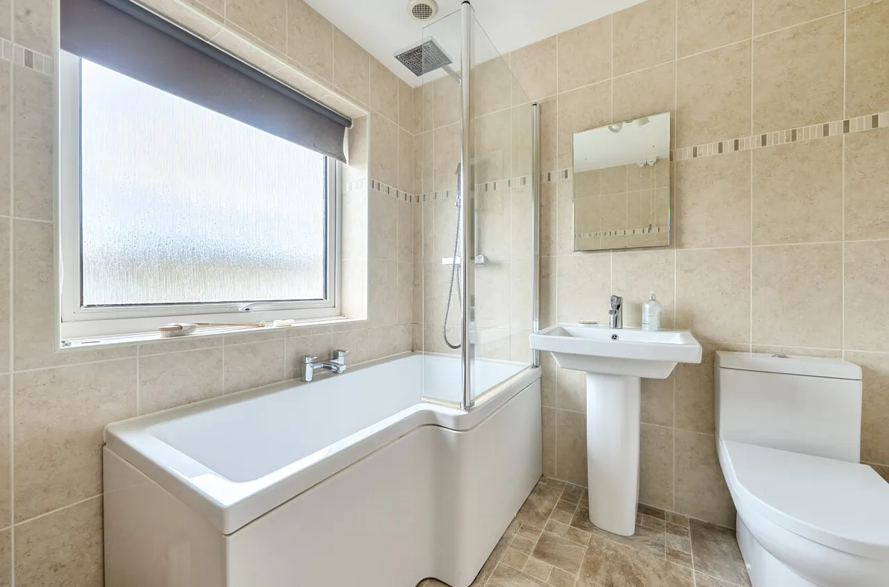 Russett Road, East Peckham, TN12, photo 14