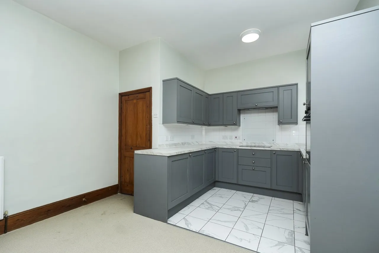 Minard Road, London, SE6, photo 8