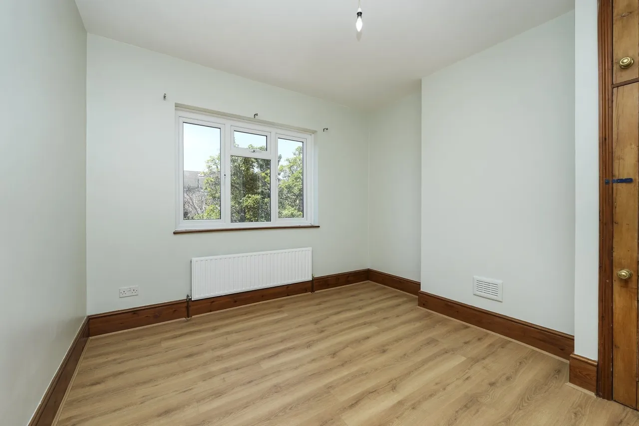 Minard Road, London, SE6, photo 4