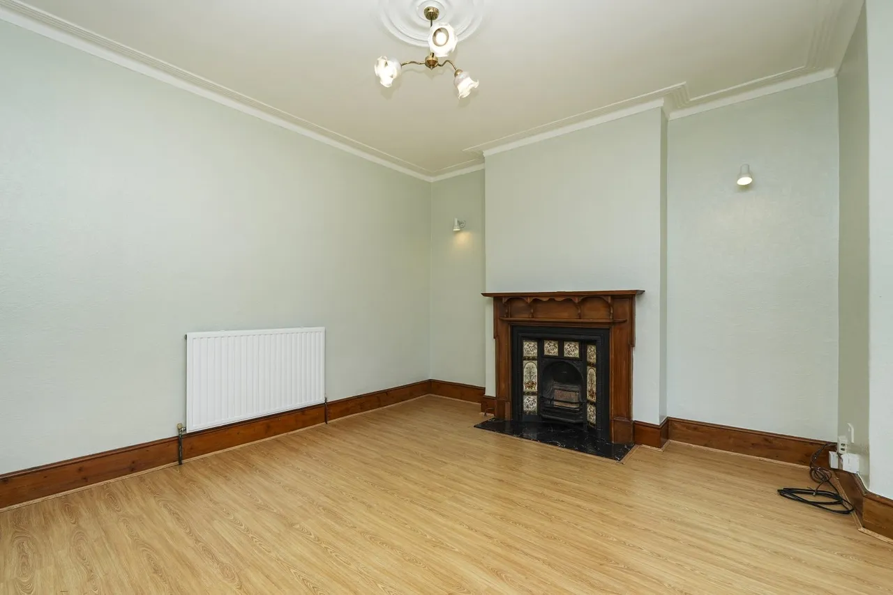 Minard Road, London, SE6, photo 2