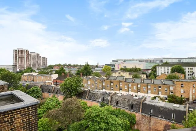 Royal Crescent, London, W11, photo 6
