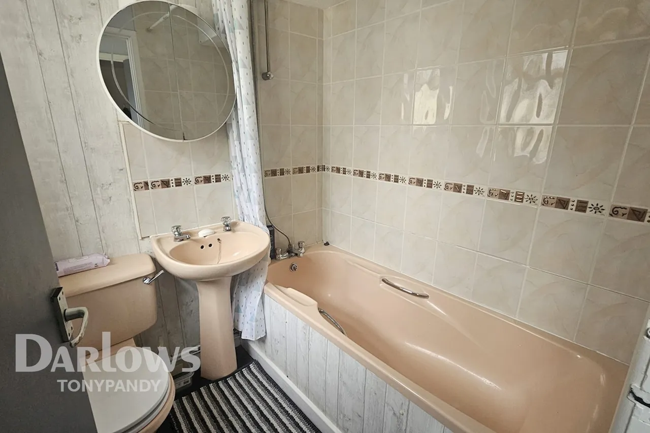 Regent Street, Treorchy, CF42, photo 6