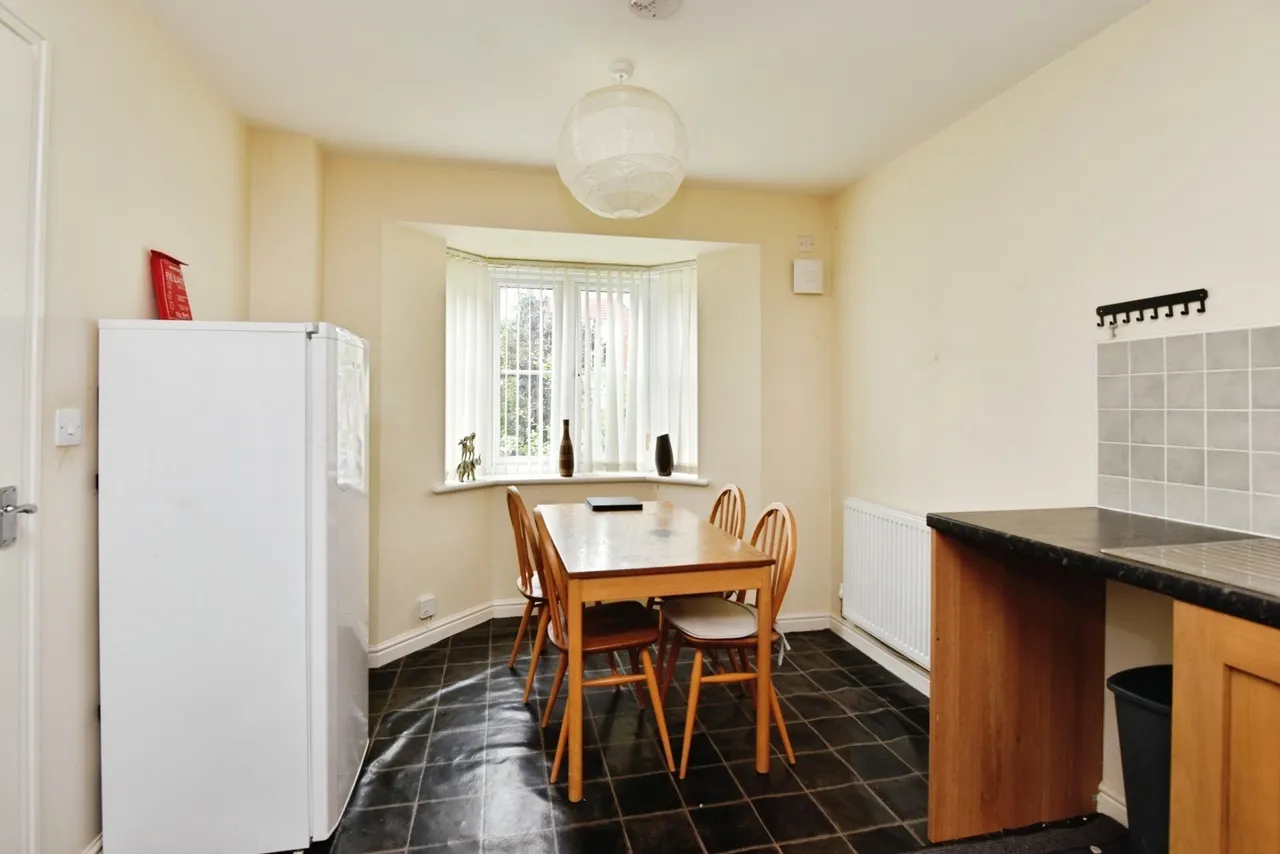 Reedmace Walk, Newcastle, ST5, photo 4
