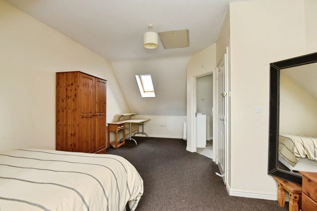 Reedmace Walk, Newcastle, ST5, photo 7