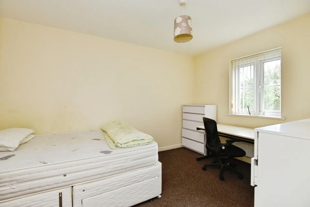 Reedmace Walk, Newcastle, ST5, photo 10
