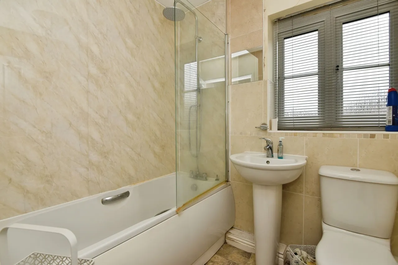 Reedmace Walk, Newcastle, ST5, photo 12