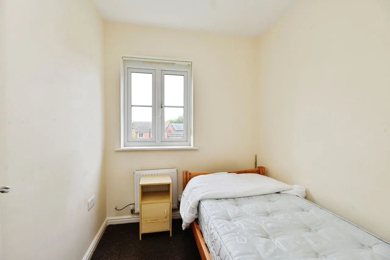 Reedmace Walk, Newcastle, ST5, photo 11