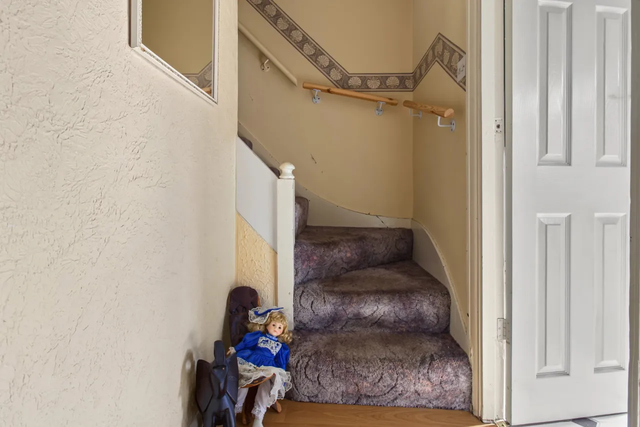 Diban Avenue, Elm Park, RM12, photo 9