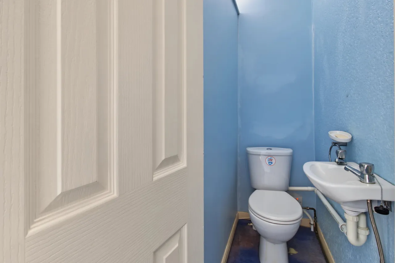 Diban Avenue, Elm Park, RM12, photo 18