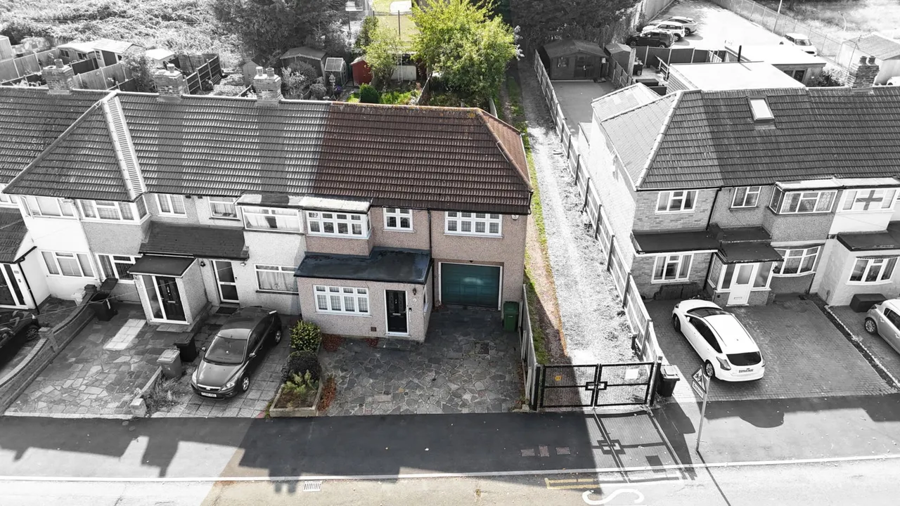 Diban Avenue, Elm Park, RM12, photo 22