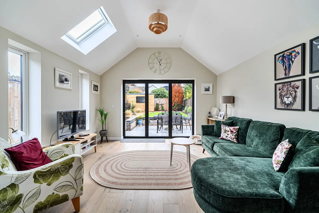 Southcourt Drive, Cheltenham, GL53, photo 3