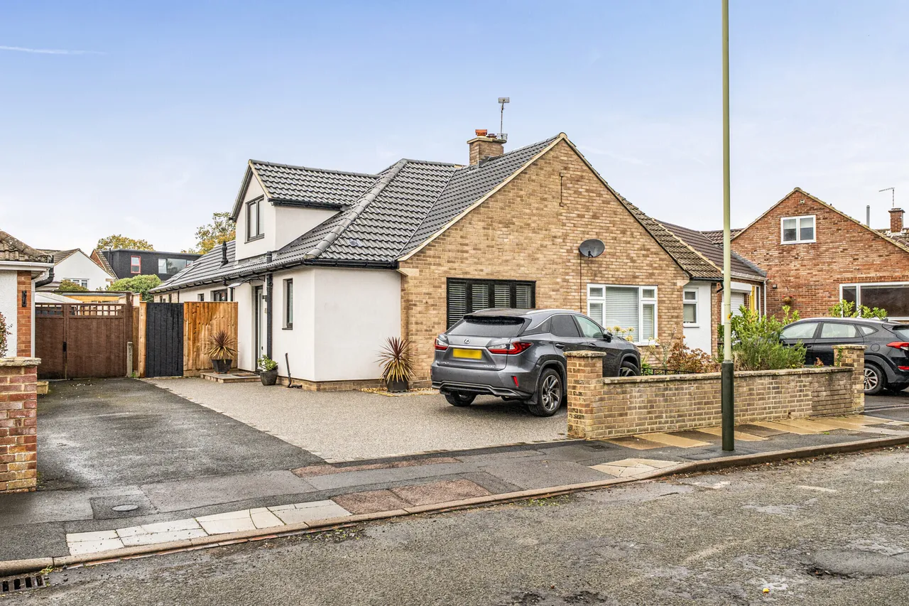 2 bed house for sale, Southcourt Drive, Cheltenham, GL53