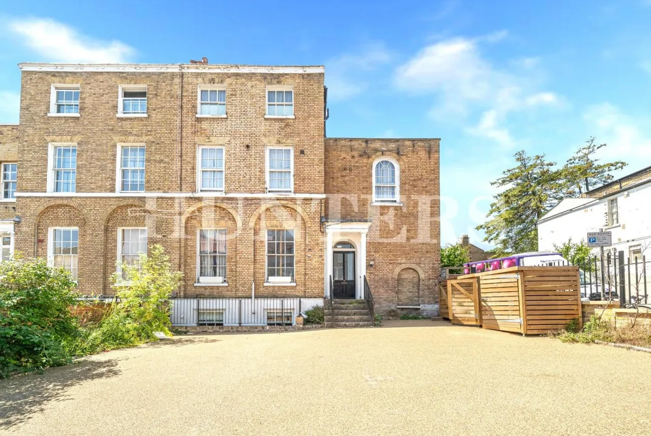 2 bed flat for sale — Bruce Grove, London, N17