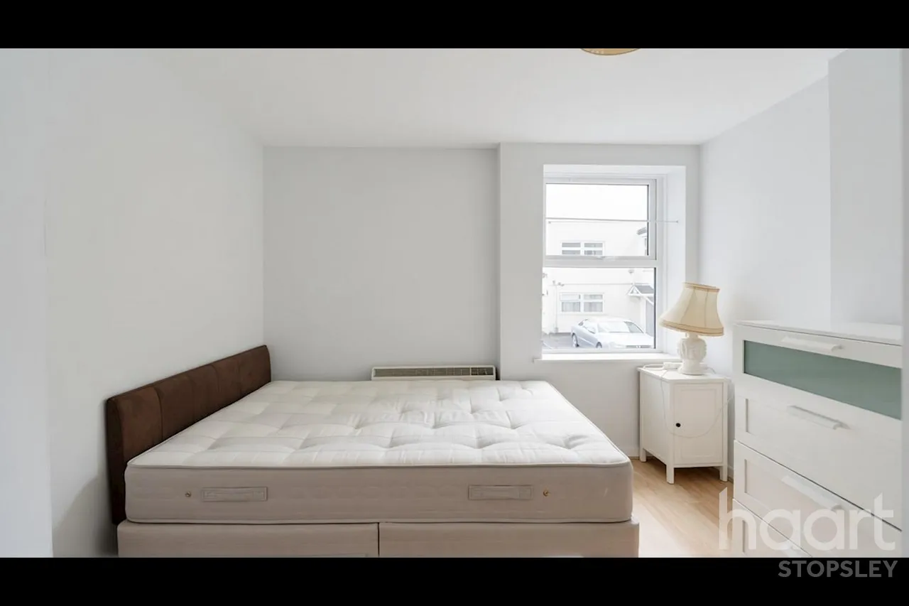 Clarendon Road, Luton, LU2, photo 7