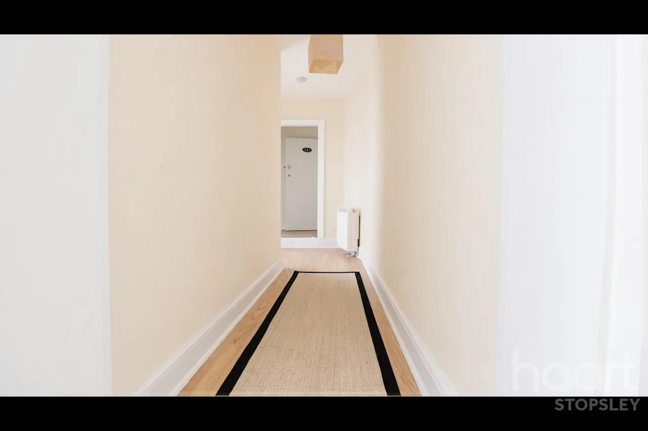 Clarendon Road, Luton, LU2, photo 4