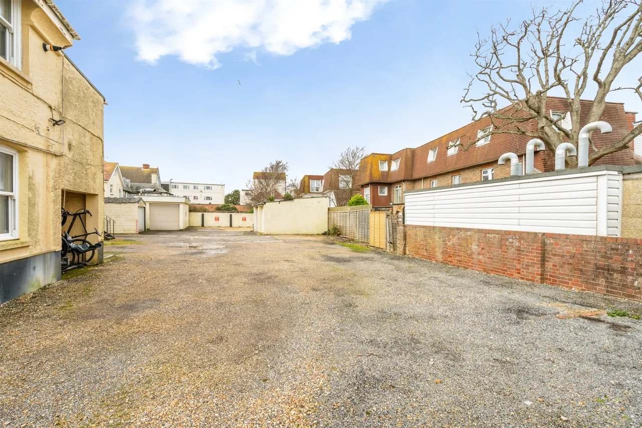 Marine Drive West, Bognor Regis, PO21, photo 8