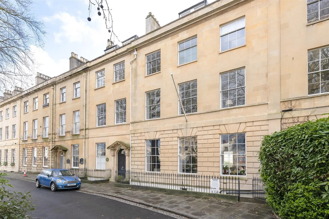 2 bed flat for sale, Rodney Place, Clifton Village, BS8