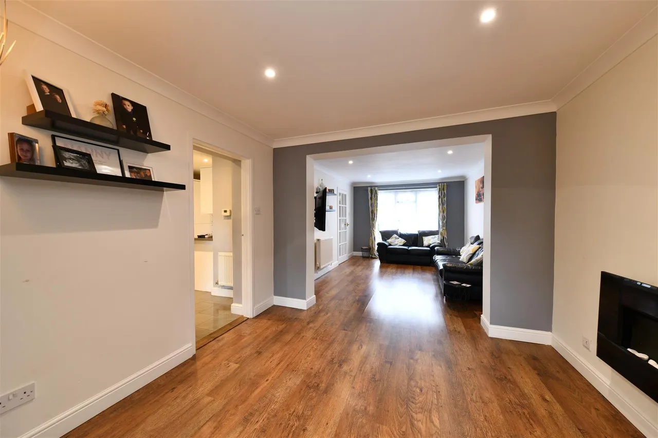 Nodes Drive, Stevenage, Herts, SG2 8AL, photo 13