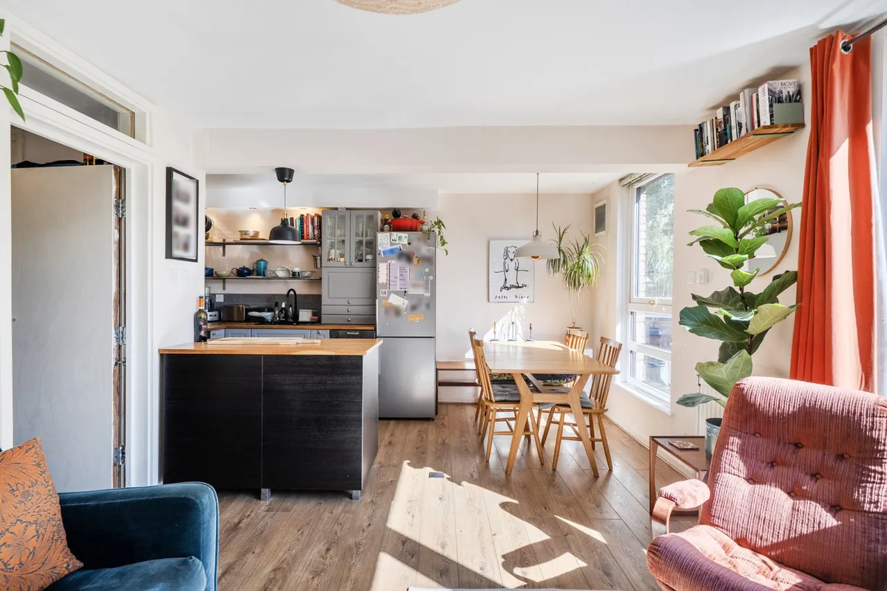 Manaton Close, SE15, photo 19