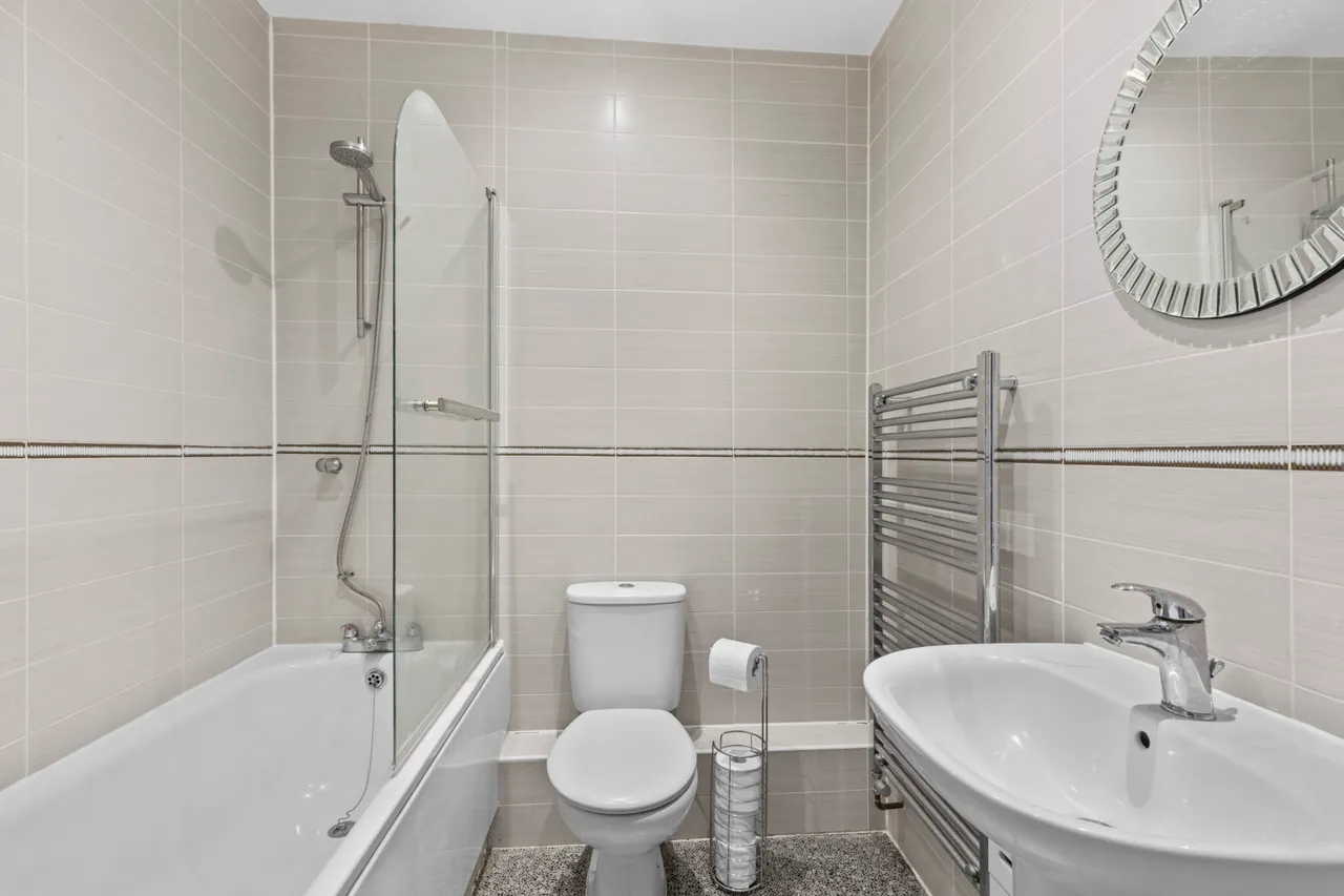 Wroughton Road, Wendover, HP22, photo 9