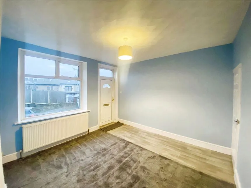 Oakwell Lane, Barnsley, South Yorkshire, S71, photo 4