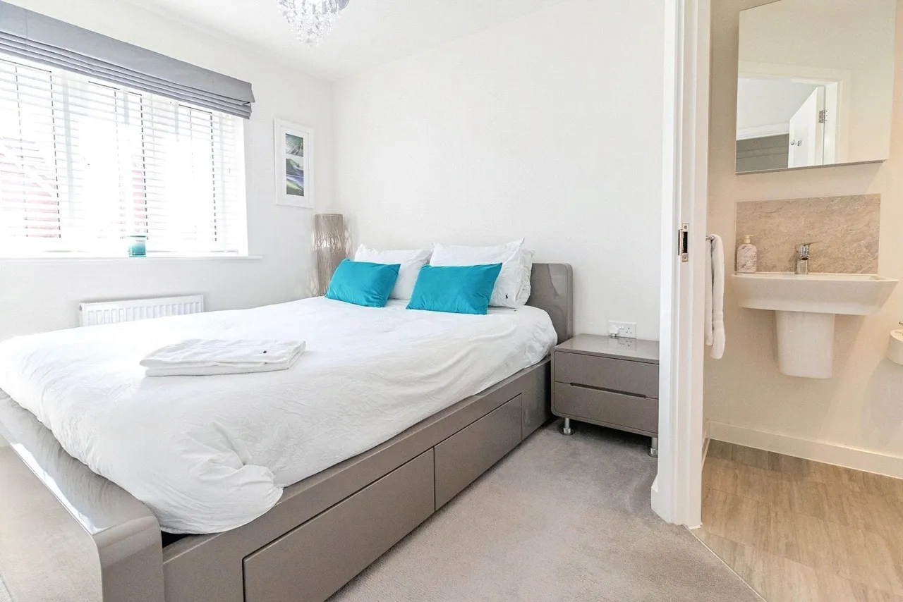 Farrington Way, Eagle Farm South, Milton Keynes, Buckinghamshire, MK17, photo 10