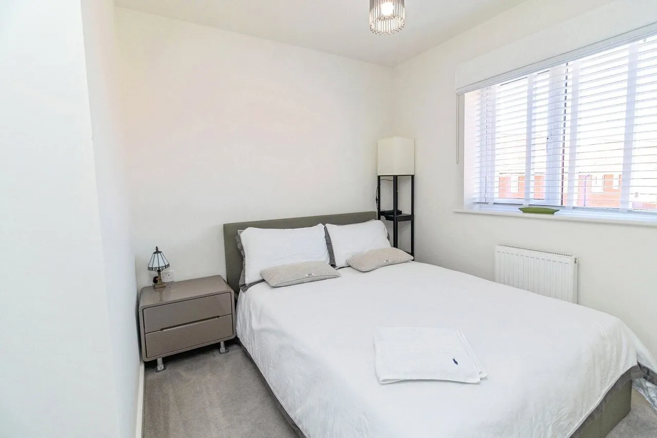 Farrington Way, Eagle Farm South, Milton Keynes, Buckinghamshire, MK17, photo 11