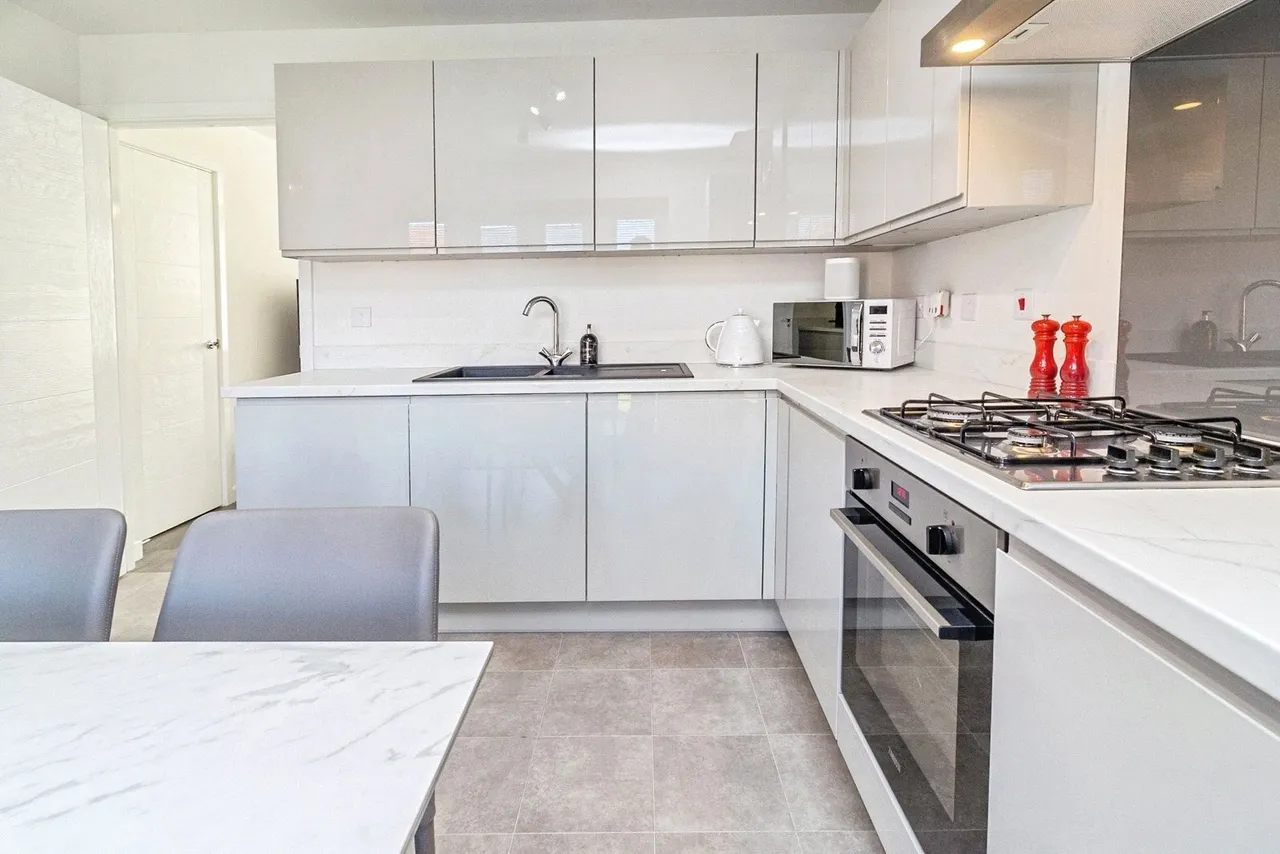 Farrington Way, Eagle Farm South, Milton Keynes, Buckinghamshire, MK17, photo 8