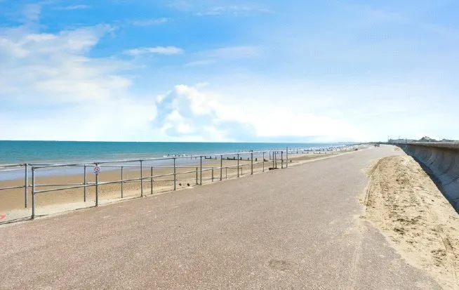 Dymchurch Road, Kent, St. Marys Bay, TN29 0HF, photo 15