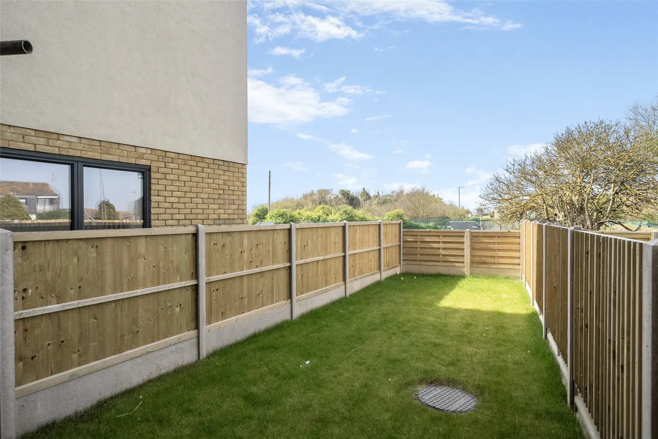Dymchurch Road, Kent, St. Marys Bay, TN29 0HF, photo 14