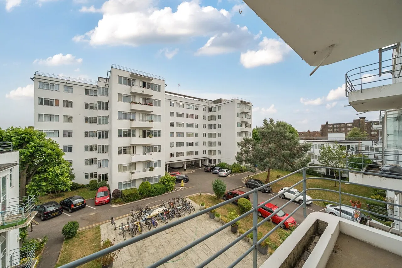 Streatham Hill, London, SW2, photo 7