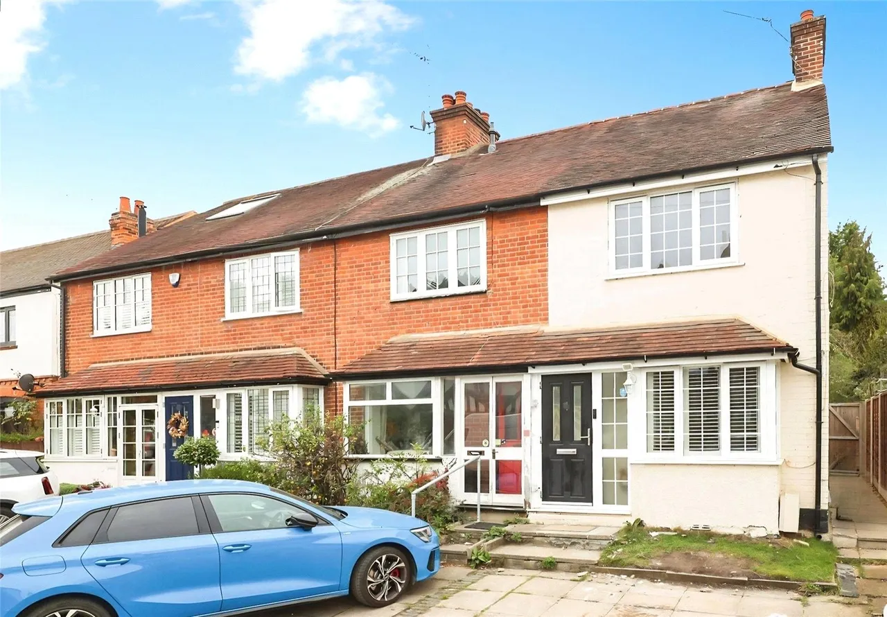 2 bed house for sale, The Greenway, Chalfont St. Peter, SL9