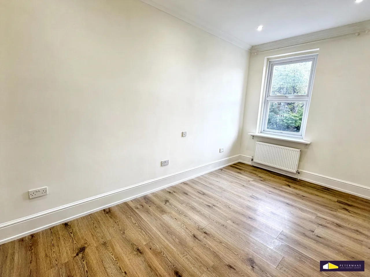 Stonegrove House, Stonegrove, HA8, photo 2