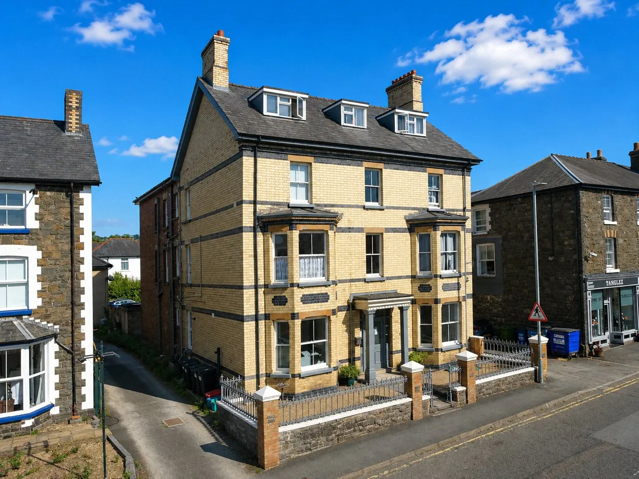 Temple Street, Llandrindod Wells, Powys, LD1 5HF, photo 17
