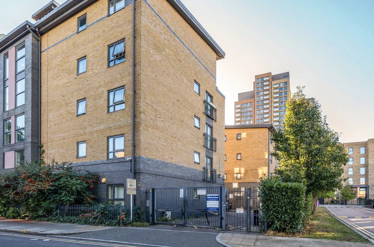 Capulet Square, London, E3, photo 12