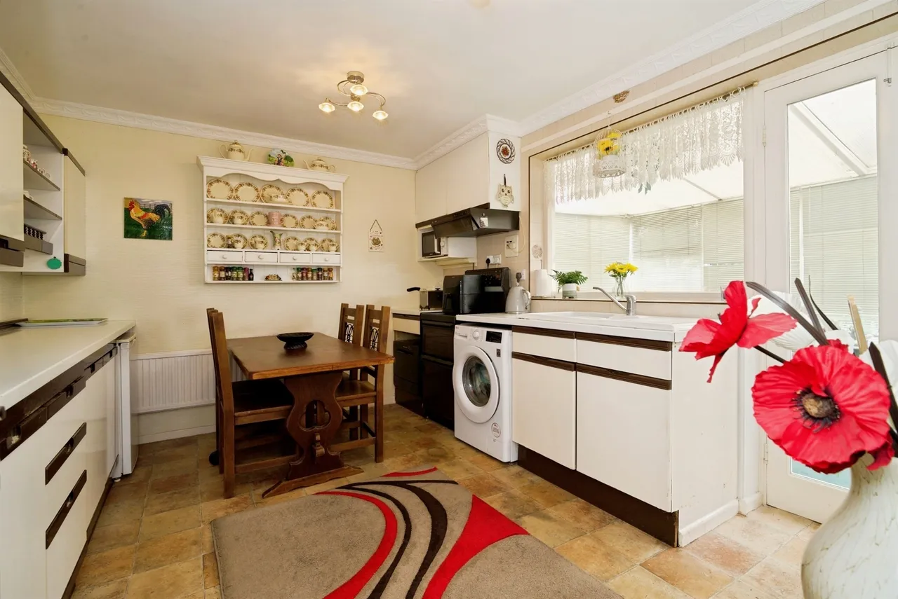 Smithies Lane, Barnsley, S71, photo 4